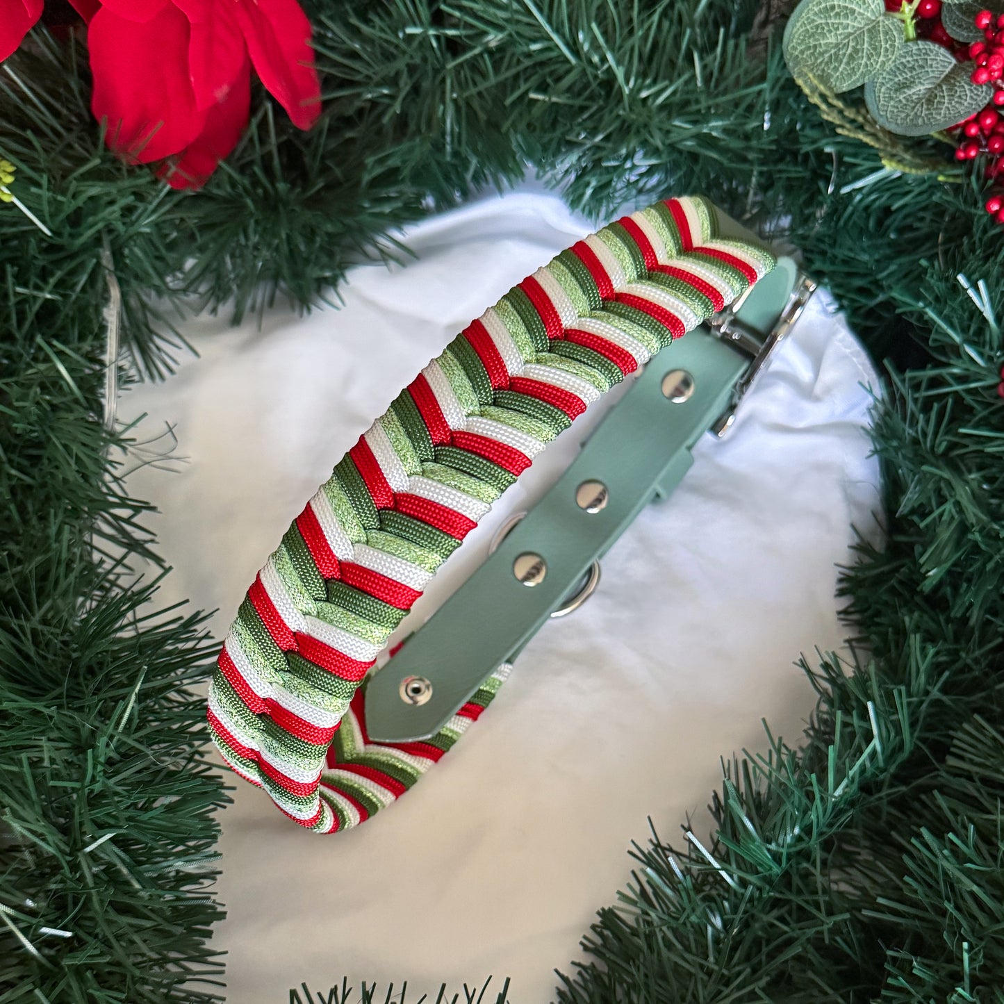 Christmas Collar - Foggy Green